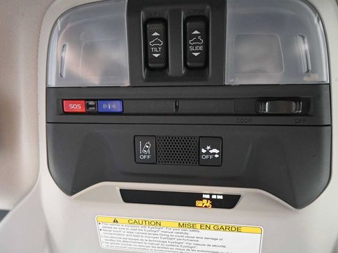 Used 2019 Subaru Crosstrek 2.0i Limited w/ Moonroof Package AWD/4WD image 21