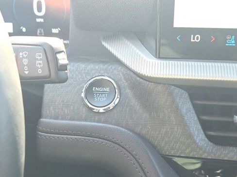 Used 2025 Ford Explorer Platinum w/ LUX Leather Package image 49