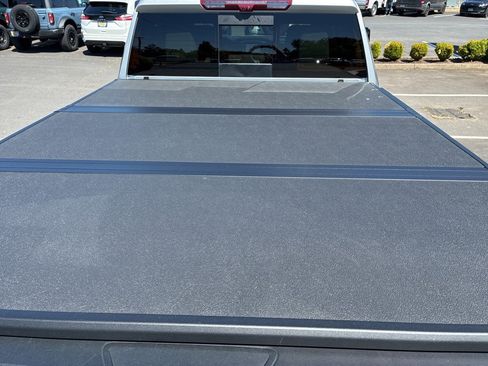 Used 2022 Chevrolet Silverado 3500 LTZ w/ LTZ Premium Package image 9