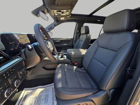 New 2026 Chevrolet Suburban RST AWD/4WD image 23