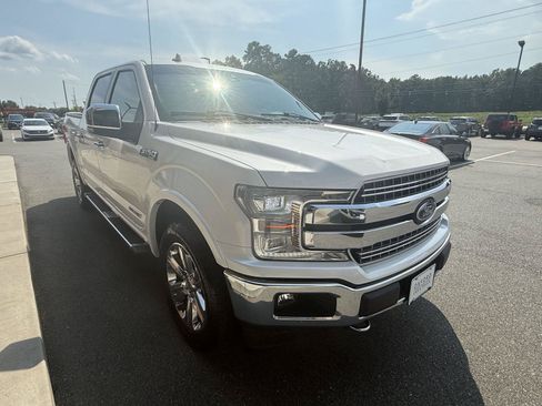 Used 2018 Ford F150 Lariat w/ Equipment Group 502A Luxury AWD/4WD image 33