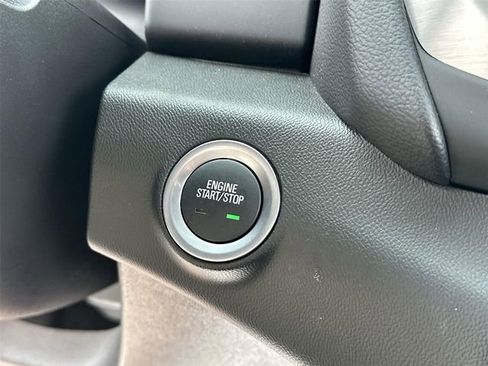 Used 2024 GMC Terrain SLE image 16