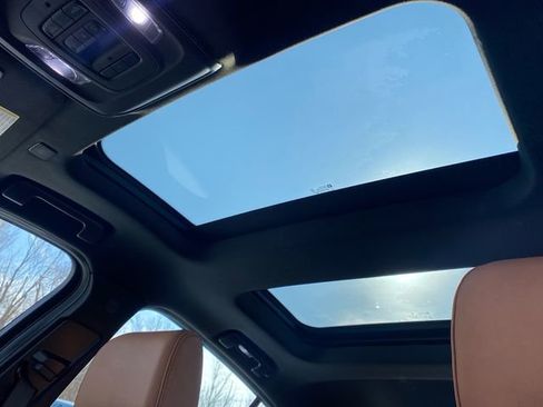 Used 2023 Cadillac CT5 Luxury image 24