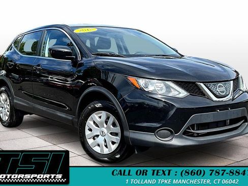 Used 2018 Nissan Rogue Sport S image 12