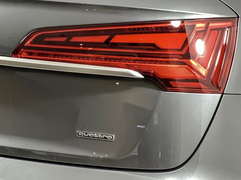 Used 2023 Audi Q5 2.0T Premium w/ Convenience Package image 25
