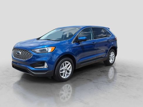 Used 2024 Ford Edge SEL w/ Convenience Package AWD/4WD image 4