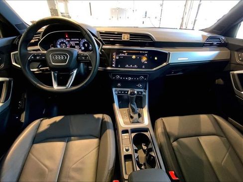 Used 2025 Audi Q3 2.0T Premium w/ Convenience Package AWD/4WD image 12