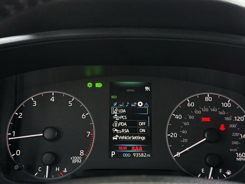 Used 2024 Toyota Corolla SE FWD image 38