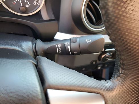 Used 2021 Toyota Tacoma SR5 image 35