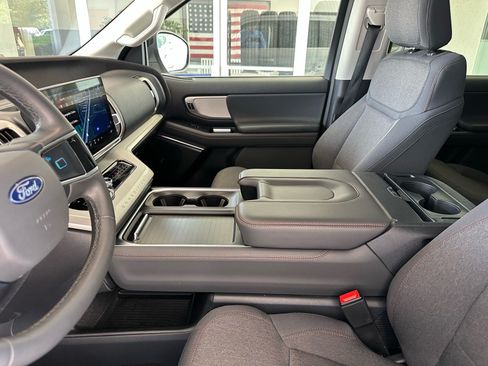 Certified 2025 Ford Expedition Max Active RWD image 19