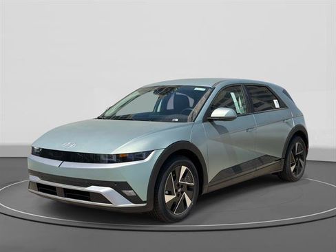 New 2026 Hyundai Ioniq 5 SEL RWD image 1