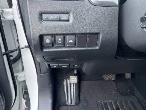 Used 2016 Nissan Murano Platinum image 29