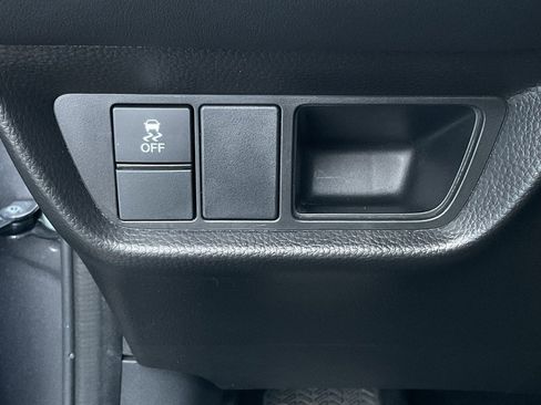 Used 2025 Honda HR-V LX image 26