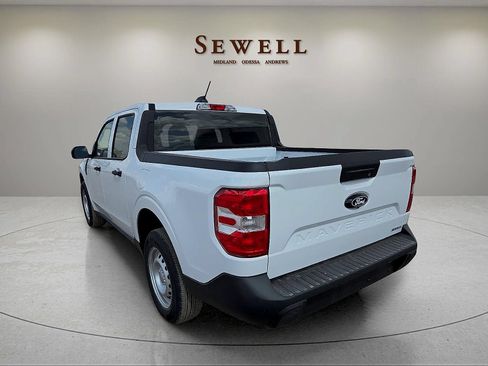 Used 2025 Ford Maverick XL w/ Equipment Group 102A AWD/4WD image 3