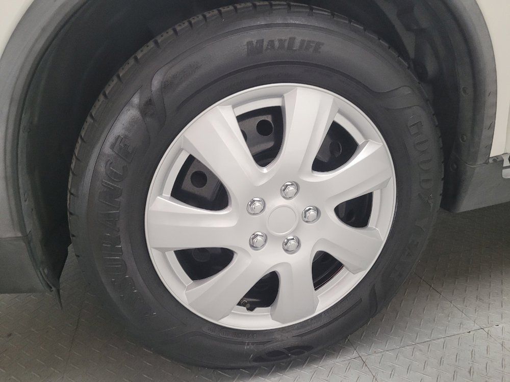 Used 2016 Nissan Rogue S FWD image 31