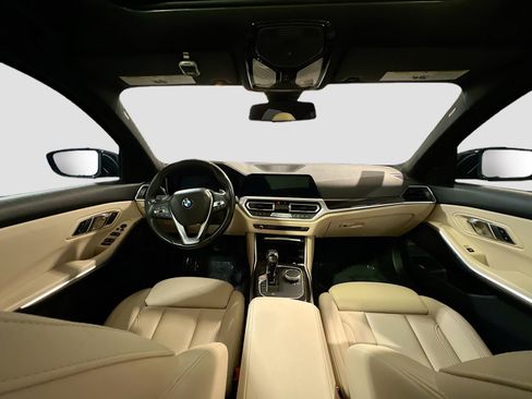 Used 2020 BMW 330i 330i w/ Convenience Package image 17