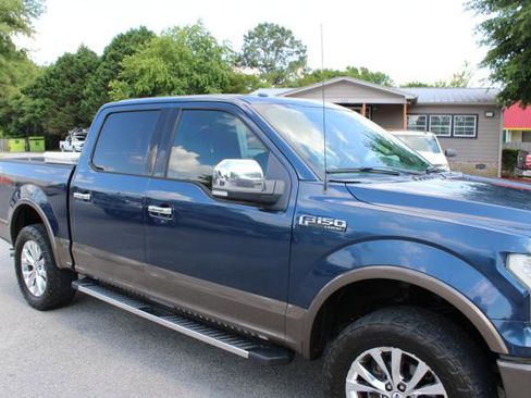 Used 2015 Ford F150 Lariat w/ Equipment Group 502A Luxury AWD/4WD image 10