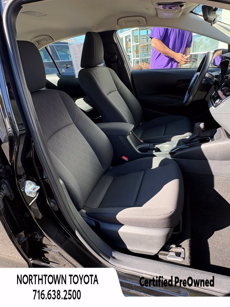 Used 2023 Toyota Corolla LE w/ Carpet Mat Package (TMS) FWD image 11