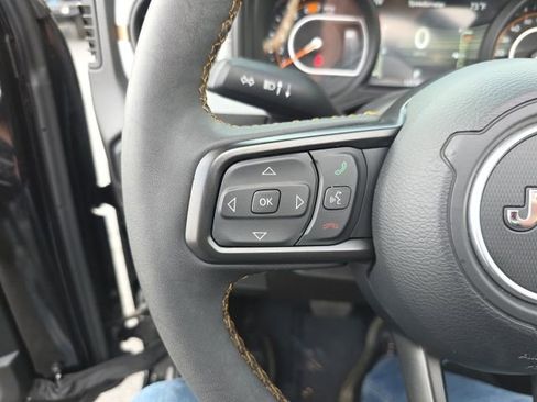 Used 2024 Jeep Wrangler Unlimited Sport AWD/4WD image 20