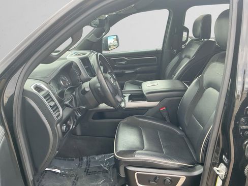 Used 2024 RAM 1500 Laramie image 9