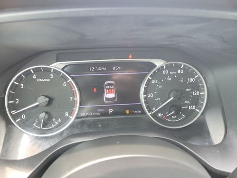 Used 2023 Nissan Rogue SV AWD/4WD image 25