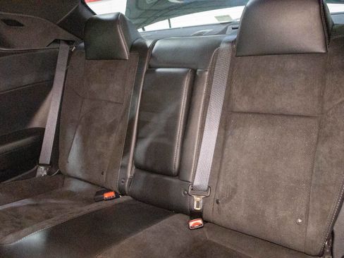 Used 2017 Dodge Challenger R/T Scat Pack RWD image 40
