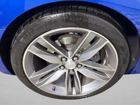 Used 2016 Chevrolet Camaro SS RWD image 18