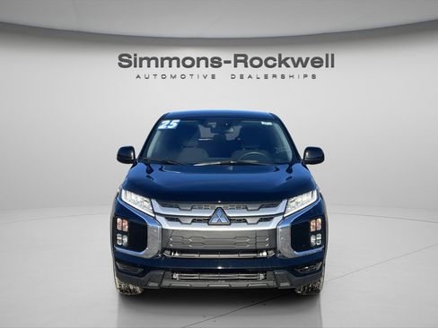 Used 2025 Mitsubishi Outlander Sport ES image 2