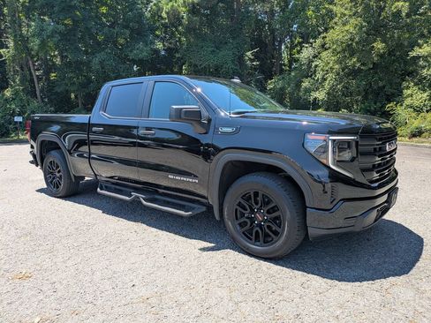 Used 2026 GMC Sierra 1500 Pro w/ Graphite Edition AWD/4WD image 2