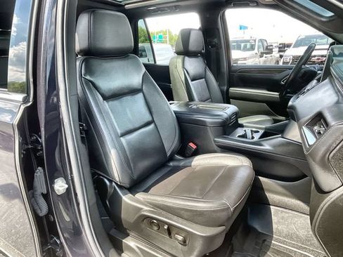 Certified 2022 Chevrolet Tahoe LT w/ Luxury Package AWD/4WD image 29