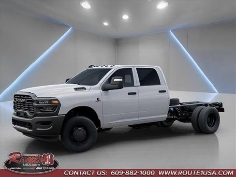 New 2026 RAM 3500 Tradesman AWD/4WD image 2