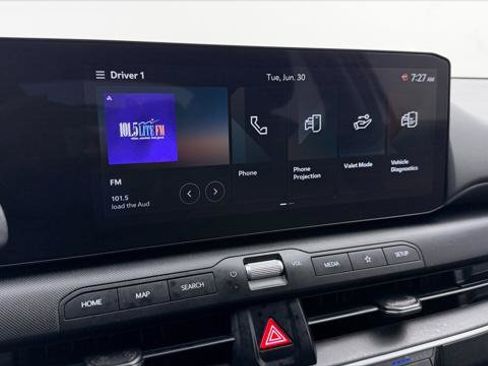 Used 2025 Kia K4 FWD image 28