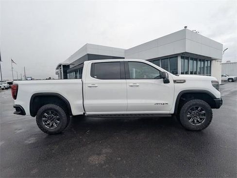 New 2026 GMC Sierra 1500 AT4X image 3
