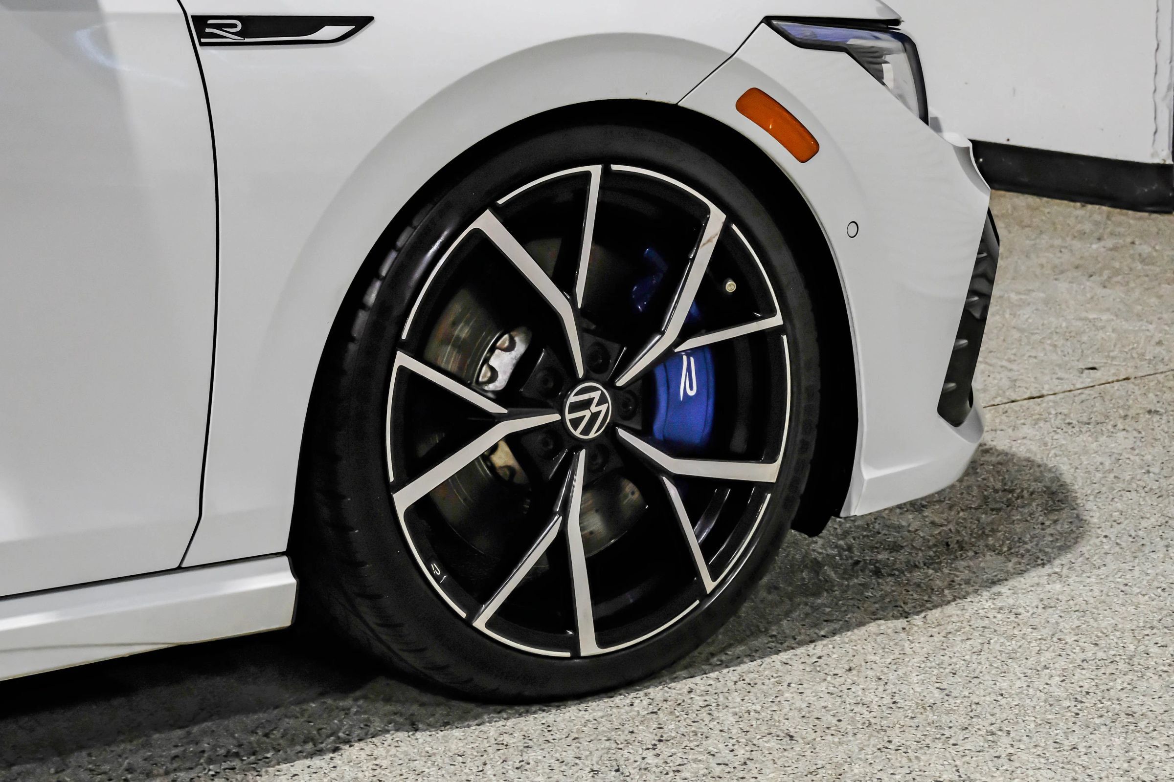 Used 2022 Volkswagen Golf R AWD/4WD image 79
