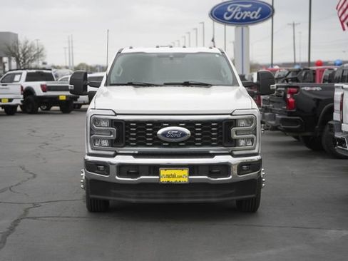 Used 2024 Ford F350 Lariat w/ FX4 Off-Road Package image 3