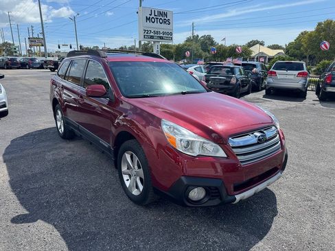 Used 2014 Subaru Outback 2.5i Limited w/ Moonroof Package AWD/4WD image 2