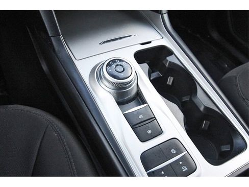 Used 2022 Ford Explorer XLT image 26