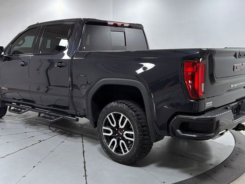 Used 2023 GMC Sierra 1500 AT4 w/ Technology Package image 7