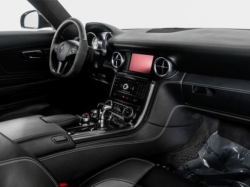 Used 2011 Mercedes-Benz SLS AMG Coupe image 44