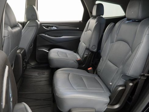 Used 2021 Buick Enclave Essence w/ Sport Touring Edition image 18