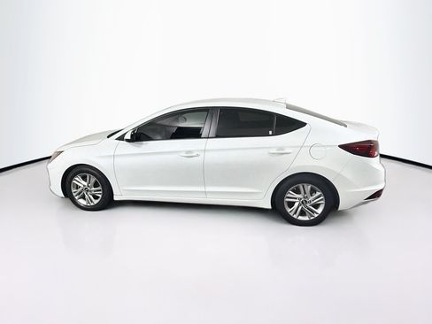 Used 2020 Hyundai Elantra SEL w/ Cargo Package (C1) FWD image 4