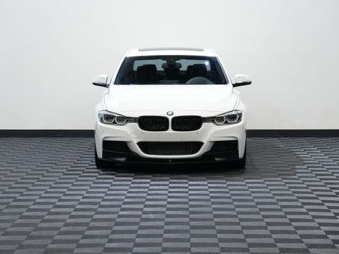 Used 2016 BMW 340i Sedan RWD image 4