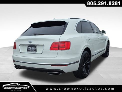 Used 2017 Bentley Bentayga image 7
