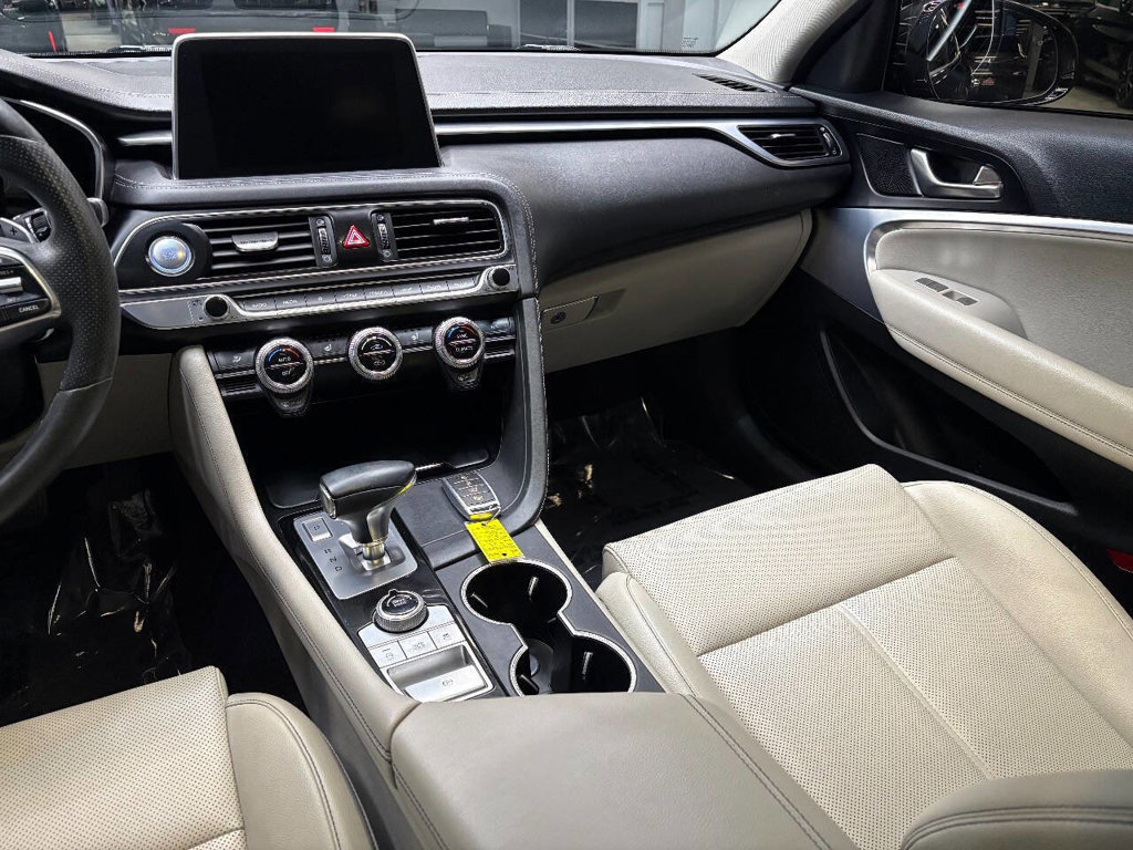 Used 2021 Genesis G70 2.0T AWD/4WD image 39