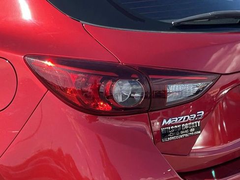 Used 2014 MAZDA MAZDA3 i Touring FWD image 10