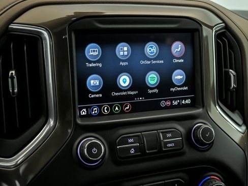 Used 2021 Chevrolet Silverado 1500 High Country image 21