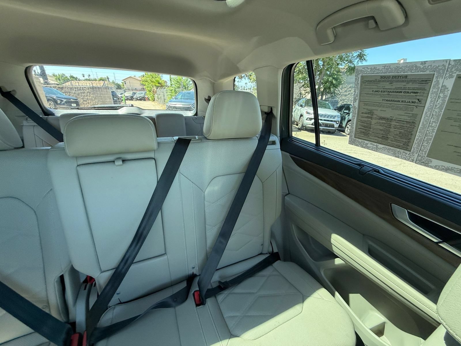 Used 2026 Volkswagen Atlas SE FWD image 40