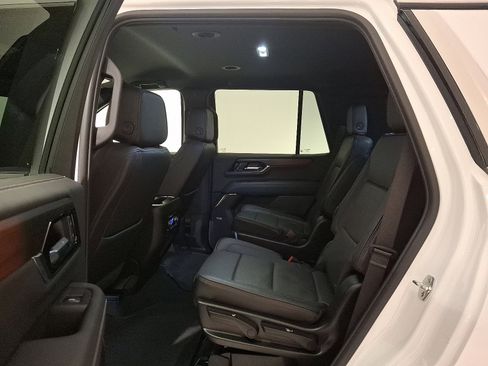 Used 2025 GMC Yukon Denali image 10
