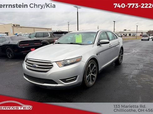 Used 2016 Ford Taurus SEL w/ Equipment Group 201A image 4
