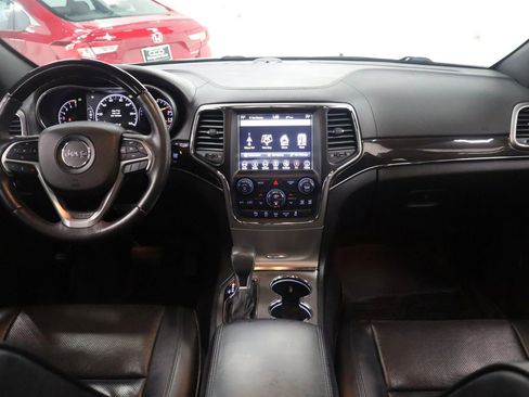 Used 2018 Jeep Grand Cherokee Overland image 22